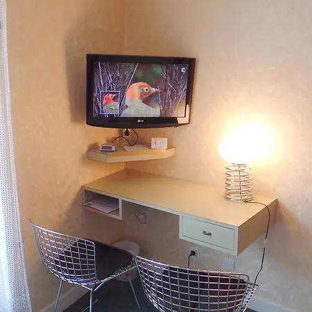 Revotel Hotel