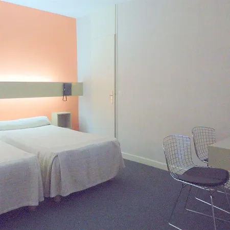 Revotel Hotel