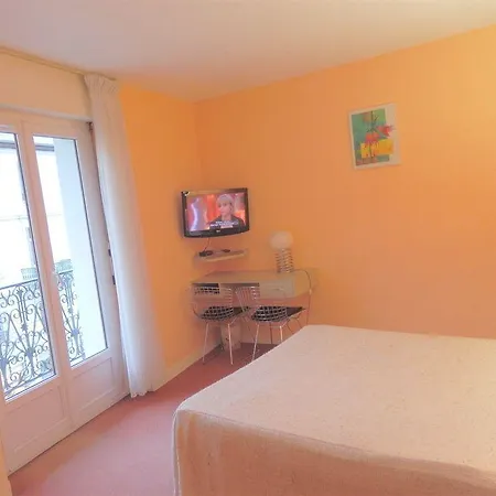 Revotel Hotel Aix-les-Bains