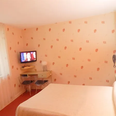 Revotel Hotel