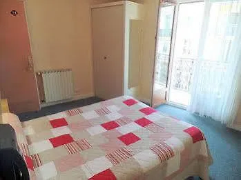 Hotel Revotel 2*
