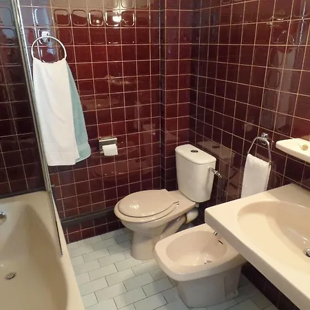 Hotel Revotel 2*