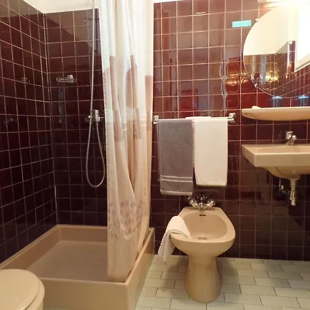 Revotel Hotel