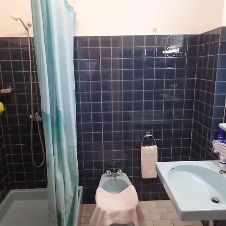 Revotel Hotel 2*