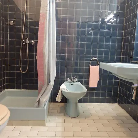 Revotel Hotel 2*